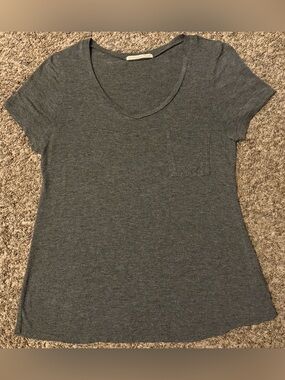Active Basic Dark Heather Gray Scoop Neck Tee With Pocket
